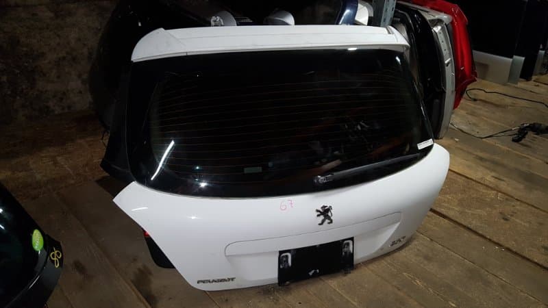 Крышка багажника Peugeot 207 WC EP6 2008 (б/у)