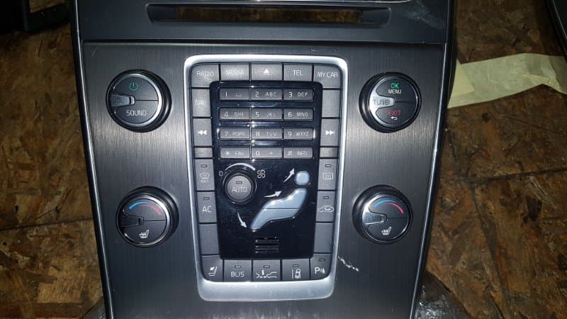 Блок управления климат-контролем Volvo S60 Y20 B4164T 2011 (б/у)