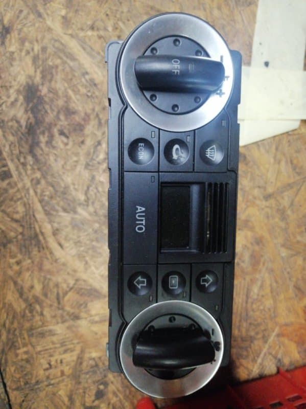 Блок управления климат-контролем Audi TT 8N3 BHE 2003 (б/у)