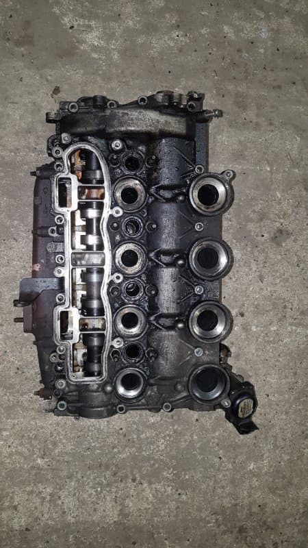 Головка блока цилиндров Volvo S40 СЕДАН D4164T 2007 (б/у)