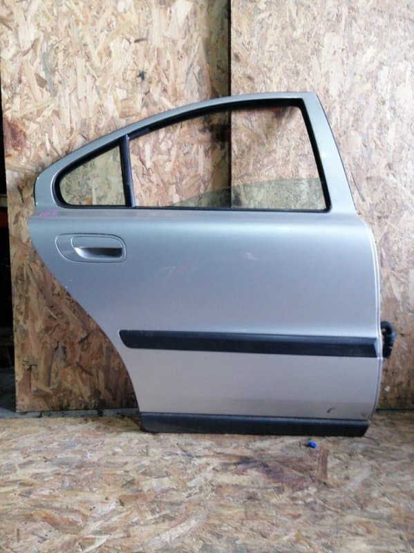 Дверь Volvo S60 RS B5244S 2002 задн. прав. (б/у)