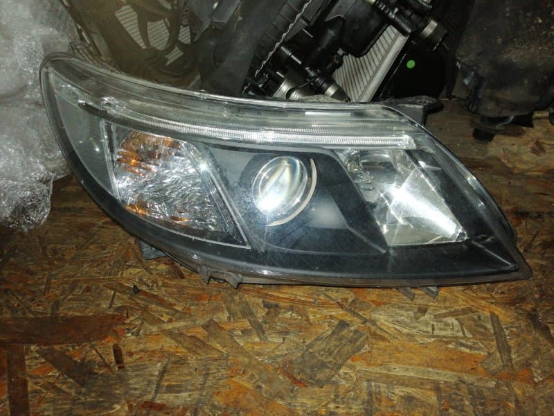 Фара Saab 9-3 YS3F B207L 2010 перед. прав. (б/у)