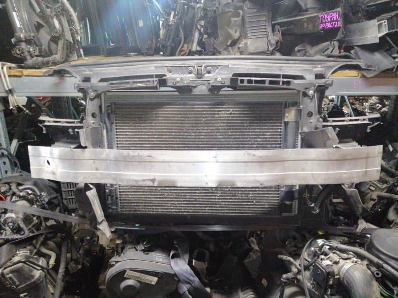 Панель передняя Audi A3 8P1 BWA 2006 перед. (б/у)