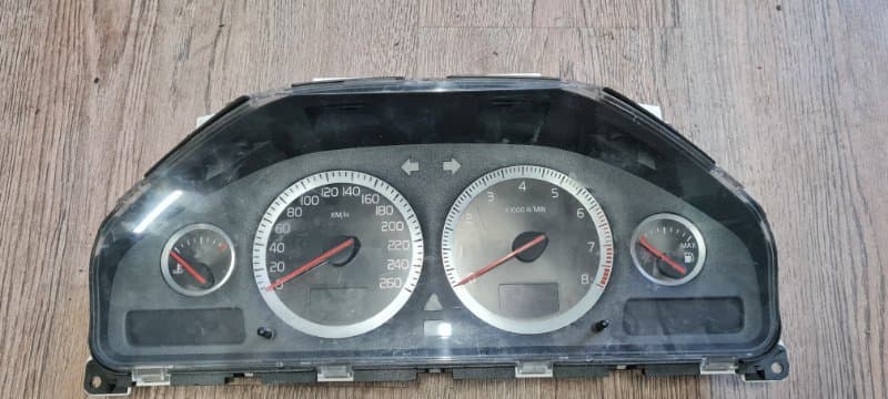 Щиток приборов Volvo (б/у)