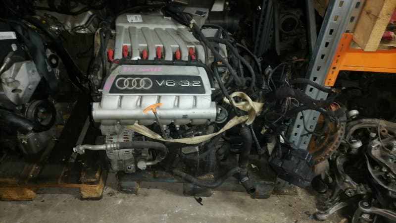 СВАП КОМПЛЕКТ ДВИГАТЕЛЬ BMJ Audi A3 8P BMJ (б/у)