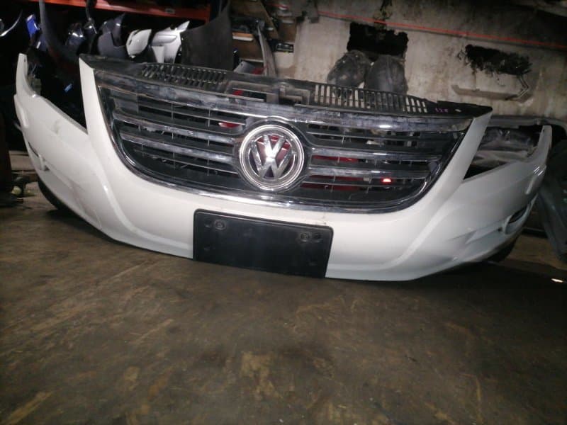 Бампер Volkswagen Tiguan 5N1 CAW 2010 (б/у)