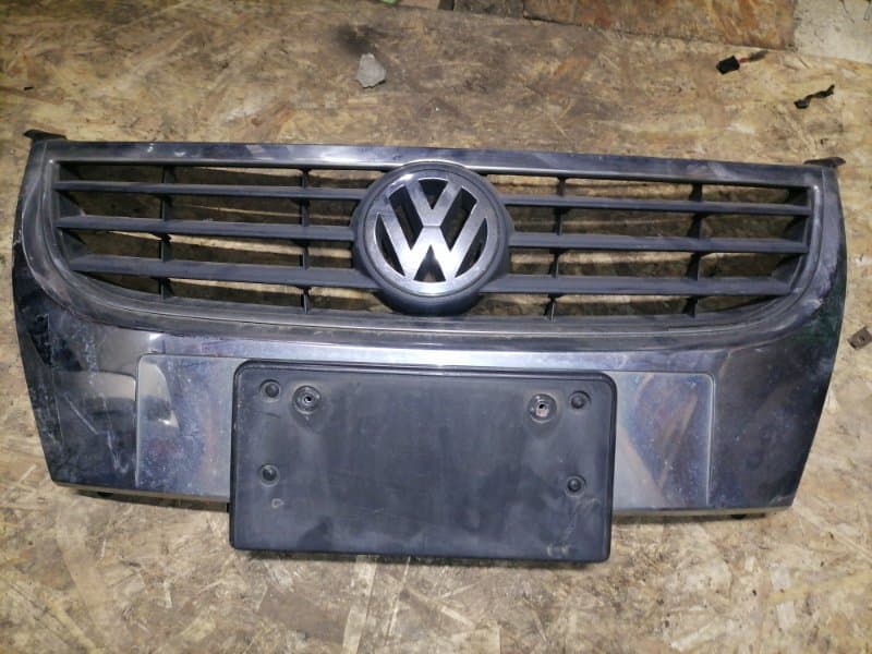Решетка радиатора Volkswagen Touran 1T2 BMY 2008 (б/у)