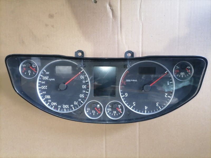Щиток приборов Audi A6 Allroad 4B BES 2002 (б/у)