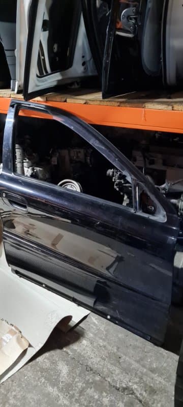 Дверь Volvo S60 SW B5254T2 2005 перед. прав. (б/у)