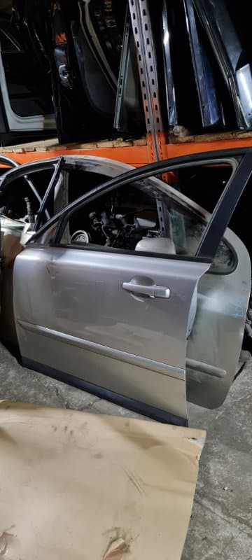 Дверь Volvo S40 2005 перед. лев. (б/у)