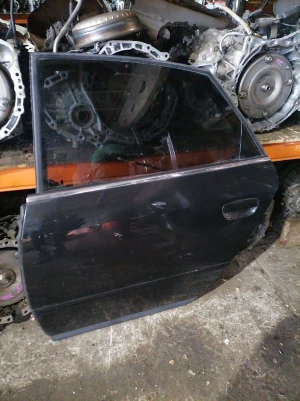 Дверь Audi A6 4B2 ARE 2003 задн. лев. (б/у)