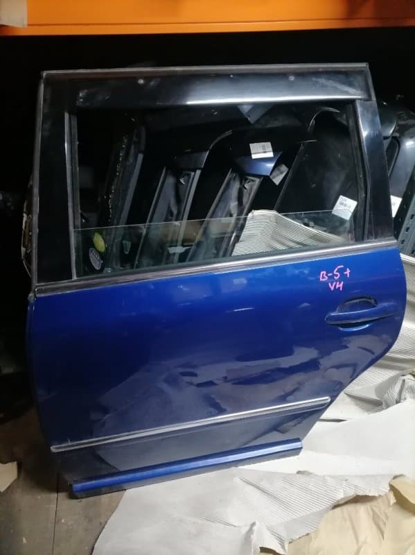 Дверь Volkswagen Passat 3B6 AMX 2002 задн. лев. (б/у)