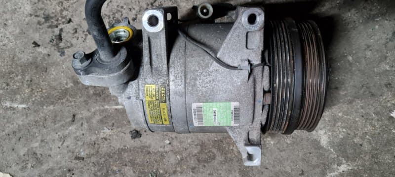Компрессор кондиционера Volvo s40 СЕДАН B5254T3 2005 (б/у)