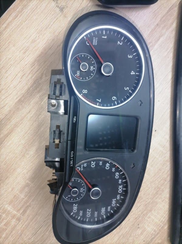 Щиток приборов Volkswagen Polo 6R1 CAV 2011 (б/у)