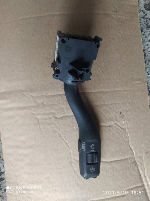 Переключатель дворников AUDi A4 8E B7 BGB 2006 (б/у)