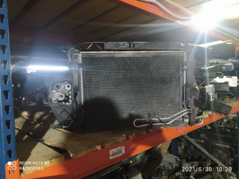 Панель передняя Audi A4 8E5 AMB 2003 (б/у)