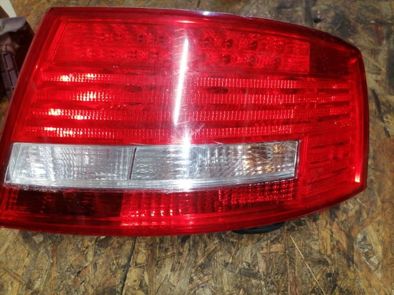 Фонарь Audi A6 4F2 BDW 2006 задн. прав. (б/у)