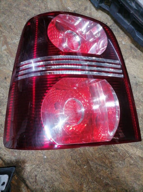 Фонарь Volkswagen Touran 1T2 BMY 2008 задн. лев. (б/у)
