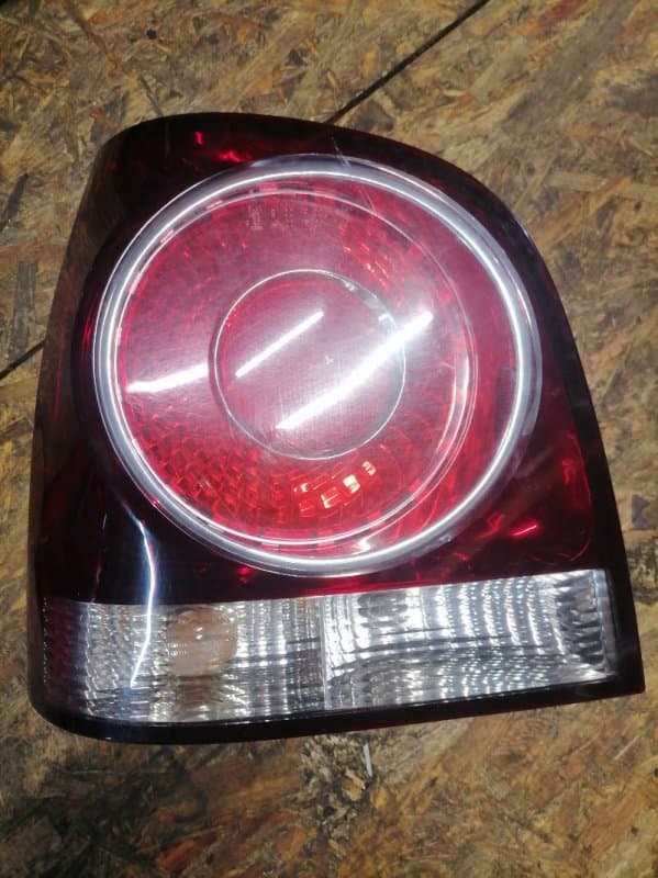 Фонарь Volkswagen Polo 9N1 BUD 2009 задн. лев. (б/у)