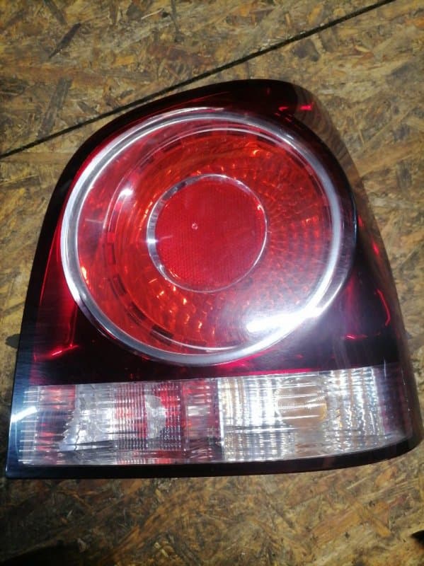 Фонарь Volkswagen Polo 9N1 BUD 2009 задн. прав. (б/у)