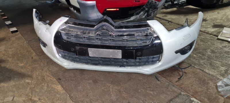 Бампер Citroen DS4 N 1.6 THP 2012 перед. (б/у)