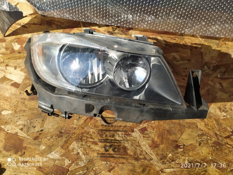 Фара галоген BMW 3 E90 N46B20BA 2005 перед. прав. (б/у)