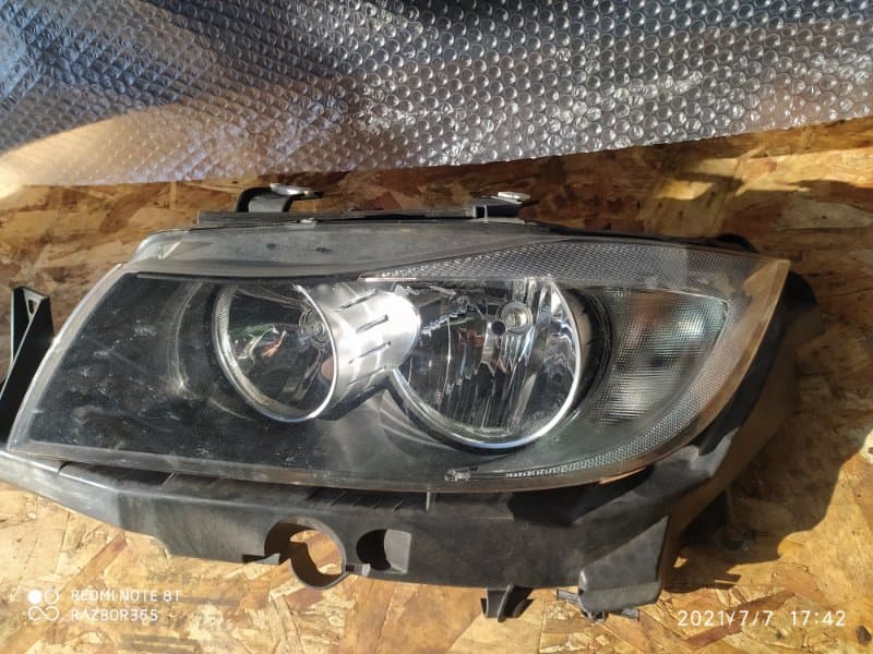 Фара галоген BMW 3 E90 N46B20BA 2005 перед. лев. (б/у)
