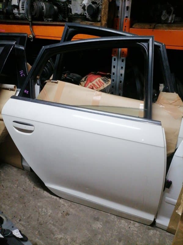 Дверь Audi A6 4F2 BDW 2006 задн. прав. (б/у)