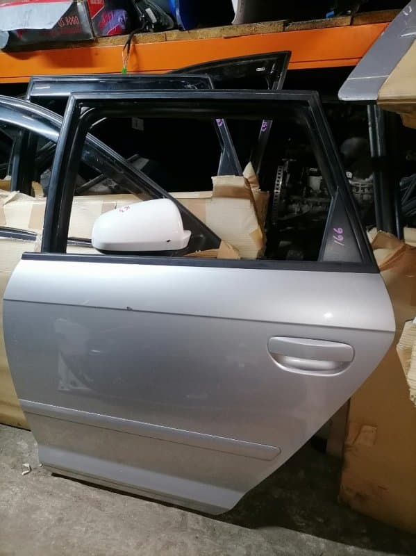 Дверь Audi A3 8P1 BYT 2008 задн. лев. (б/у)