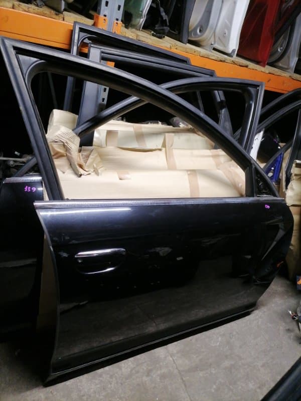 Дверь Audi A6 Allroad 4F5 AUK 2007 перед. прав. (б/у)