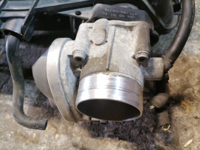 Дросельная заслонка Audi A3 8P1 BSE 2007 (б/у)