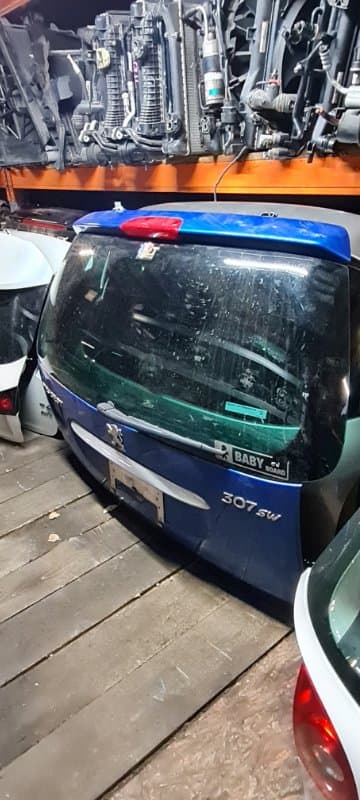 Крышка багажника Peugeot 307 3H RFJ 2008 (б/у)