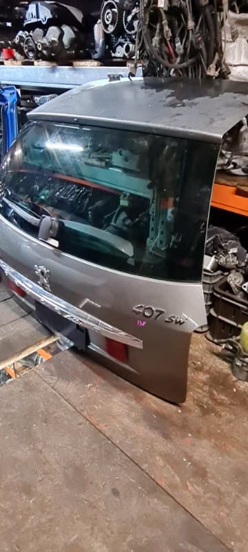 Крышка багажника Peugeot 407 УНИВЕРСАЛ XFV ES9A 2008 (б/у)