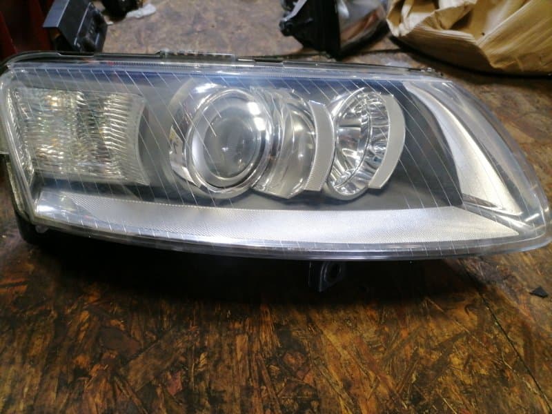 Фара ксенон Audi A6 4F2 BDW 2006 перед. прав. (б/у)
