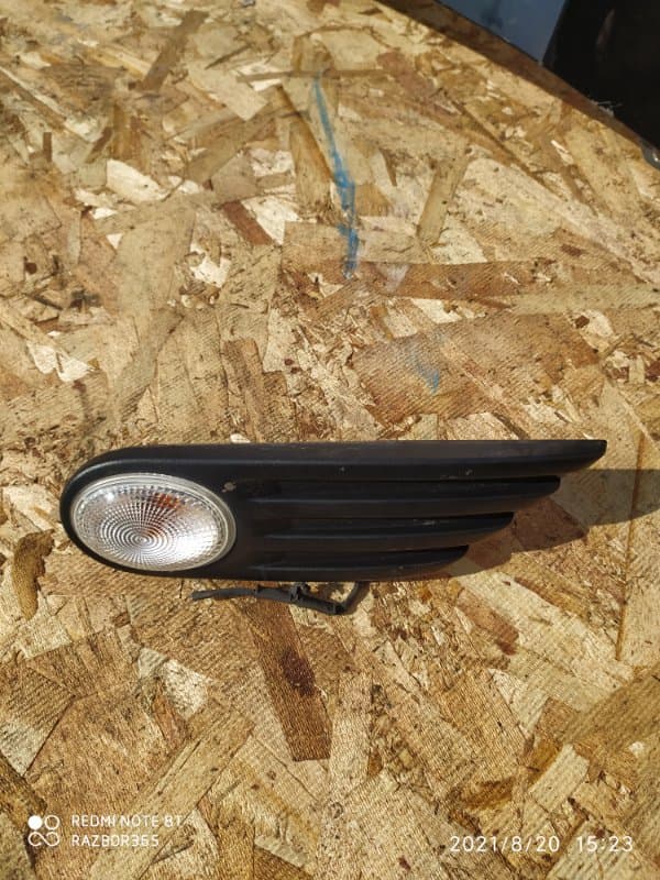 Накладка на крыло MINI Clubman R55 N12B16AA 2009 (б/у)