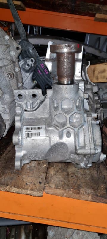 Раздаточная коробка Volvo xc90 D4204T11 2017 (б/у)