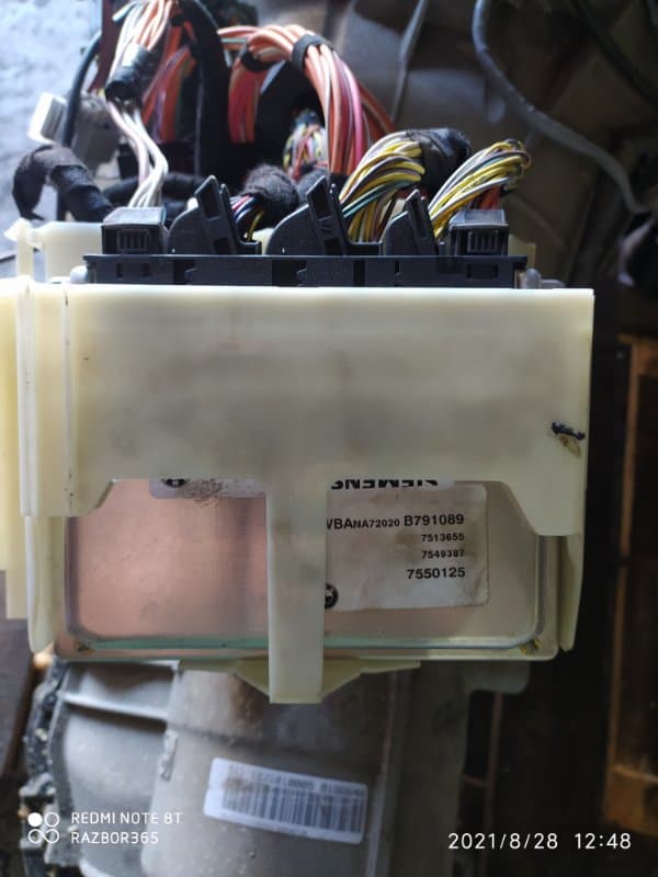 Блок управления ДВС BMW 5 E60 M54B30 2004 (б/у)