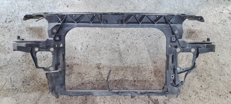 Панель передняя Audi TT 8N3 BHE 2003 (б/у)