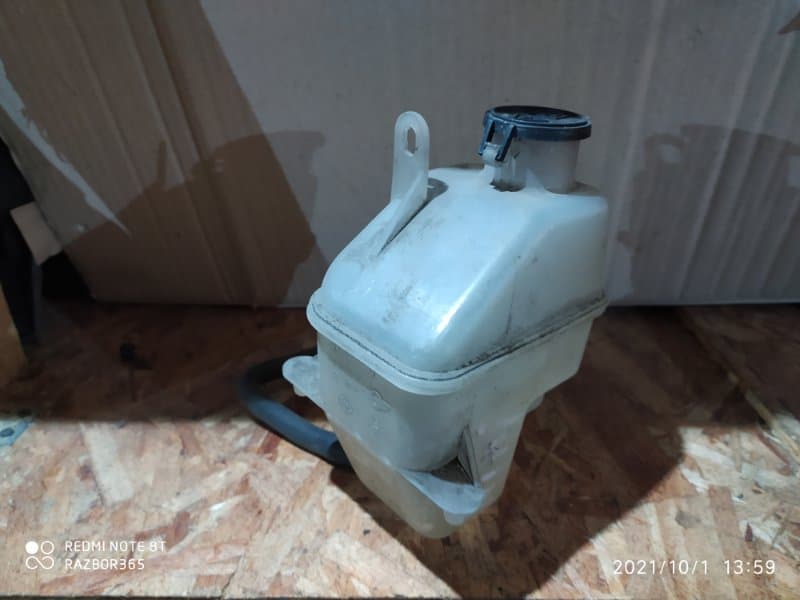 Бачок расширительный Mini Hatch R50 W10B16AA 2002 (б/у)