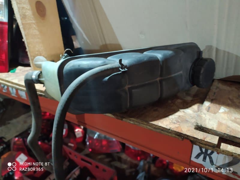 Бачок расширительный Mercedes-Benz E-Class W210 112.941 2002 (б/у)