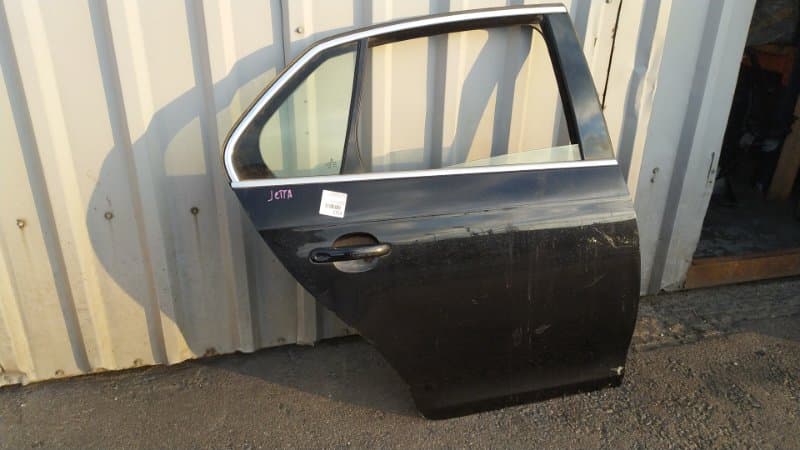 Дверь Volkswagen Jetta 1K5 2006 задн. прав. (б/у)