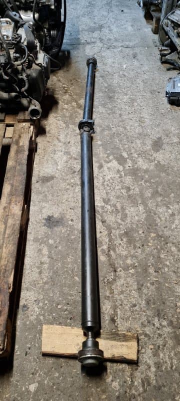 Карданный вал VOLVO V70Xc УНИВЕРСАЛ B5244T3 2001 задн. (б/у)