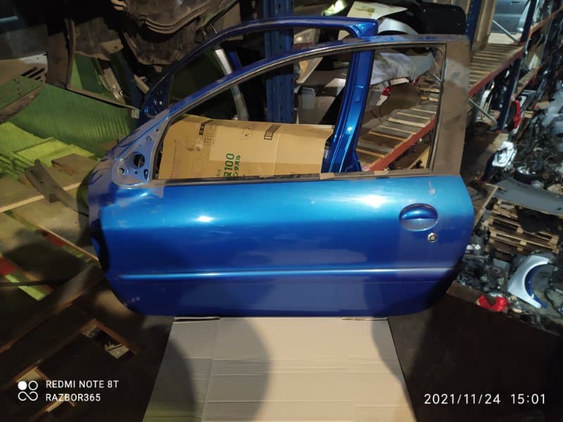 Дверь PEUGEOT 206 3-DOOR NFU 2005 лев. (б/у)