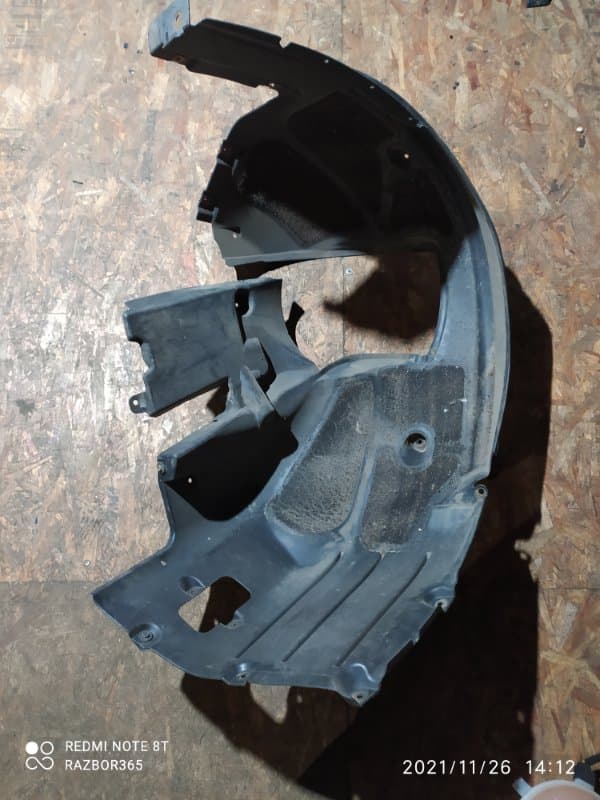Подкрылок BMW 5 E60 M54B30 2004 перед. прав. (б/у)