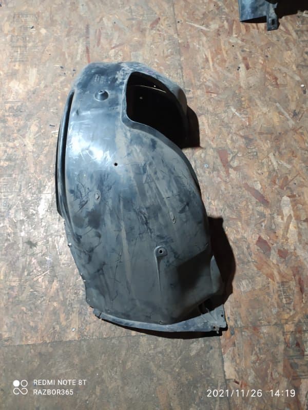 Подкрылок BMW 5 E39 M52B28 1996 перед. лев. (б/у)