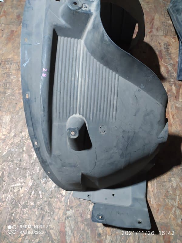 Подкрылок BMW X3 E83 M54B25 2004 перед. лев. (б/у)
