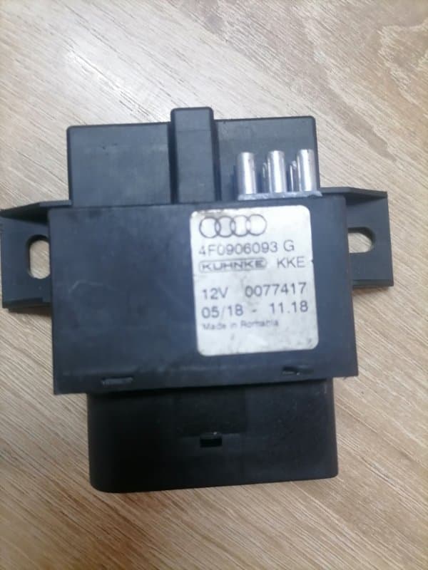 Блок управления топливным насосом Audi A6 Allroad 4F5 AUK 2007 (б/у)