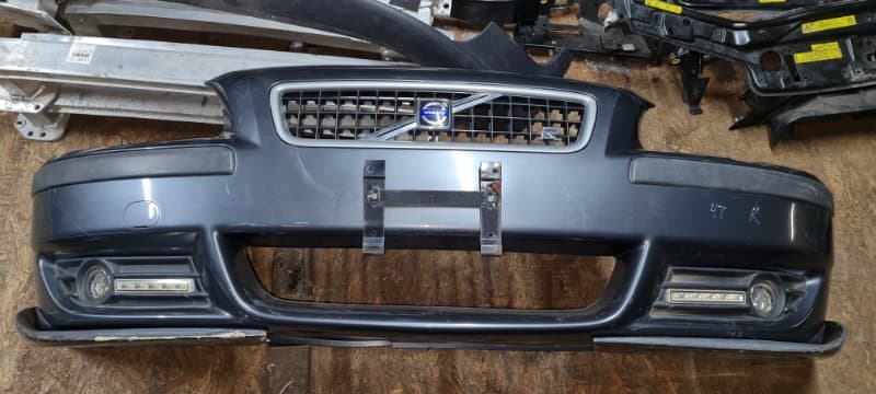 Бампер Volvo V70 SW B5254T4 2004 перед. (б/у)