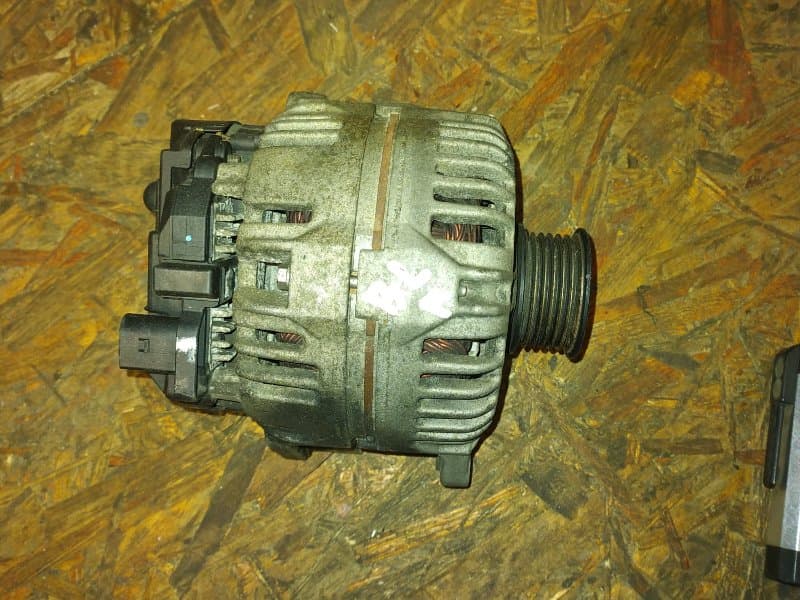 Генератор 110A VOLKSWAGEN Golf 5 1K BLF 2005 (б/у)