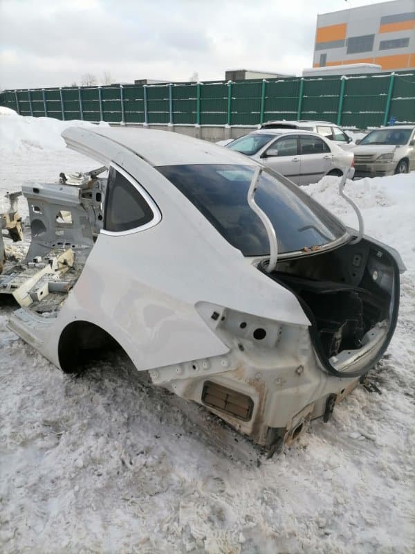 Задняя часть автомобиля Opel Astra J A14NET 2013 задн. (б/у)